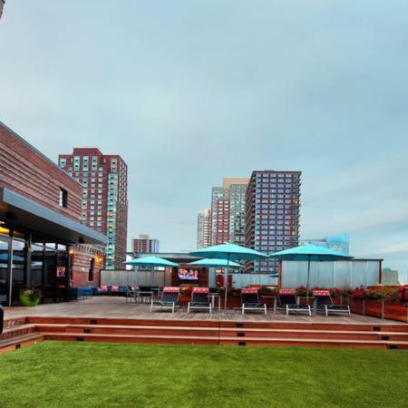 Deedee'S Industrial Lofts Aparthotel Jersey City Exterior foto